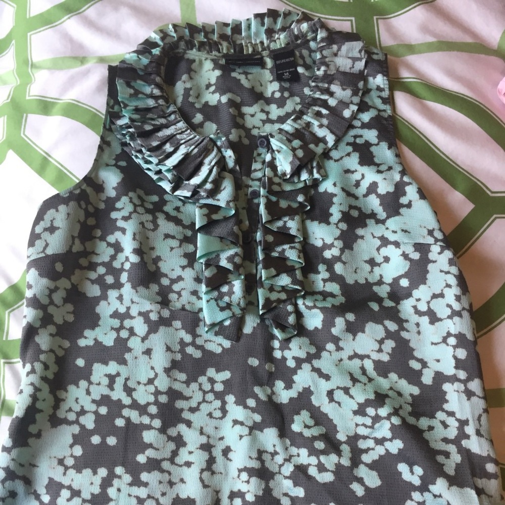 New York & Co Sleeveless Blouse